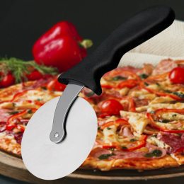 Круглий ніж для піци з нержавіючої сталі Maestro Basic MR-1555