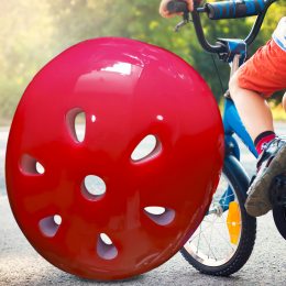 Захисний дитячий шолом для катання на велосипеді, скейті, роликах X-TREME HM-06 Червоний