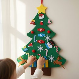 Новорічна ялинка на стіну з іграшками на ліпучках (21 шт), 95*70 см (HA-79)