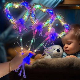 Дитяча світлодіодна LED чарівна новорічна паличка для дитини Серце