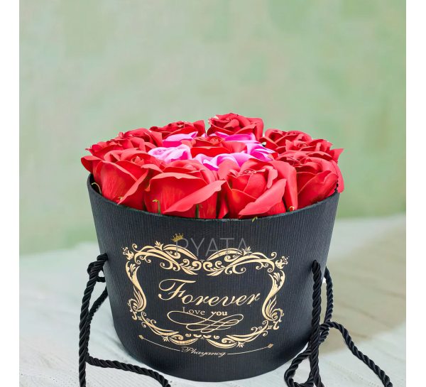 Подарунковий набір мила з троянд у коробці/212