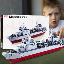 Детский конструктор военный корабль с авиацией Sluban "Корабль снабжения" M38-B0701 497 деталей 