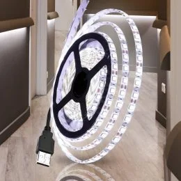 Самоклеющаяся светодиодная LED лента с USB подключением 5 м (ЖЯ)