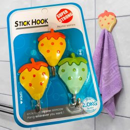 Настінні самоклеючі декоративні гачки для рушників StickHook 3 шт  Полуниця (YAB)