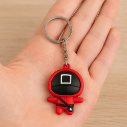 Колекційні брелоки моделька охоронця Гра в кальмара "Квадрат. Охоронець" 55х32 мм (12)