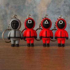 Коллекционные брелки моделька охранника Игра в кальмара 58х30 мм (12)