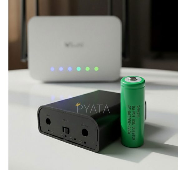 Источник бесперебойного питания Mini UPS 12В 7200 mAh для роутера (на 3 аккумулятора)