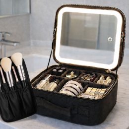 Косметичка-чемодан жіноча дорожня з дзеркалом і підсвіткою 26х23х11 см, Чорний (JM/7590)