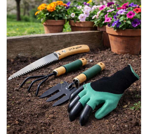 Набір садових інструментів Garden Tools 4в1( рукавиці з кігтями, розпушувач, садова вилка, пила)