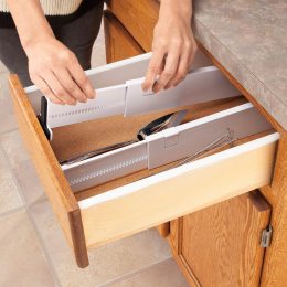 Висувний кухонний Органайзер Drawer Dividers keeps items organized (212)